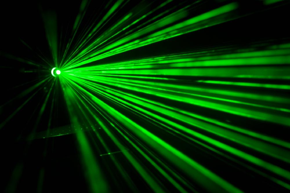 Dlaczego warto skorzystać z lasera wysokoenergetycznego?