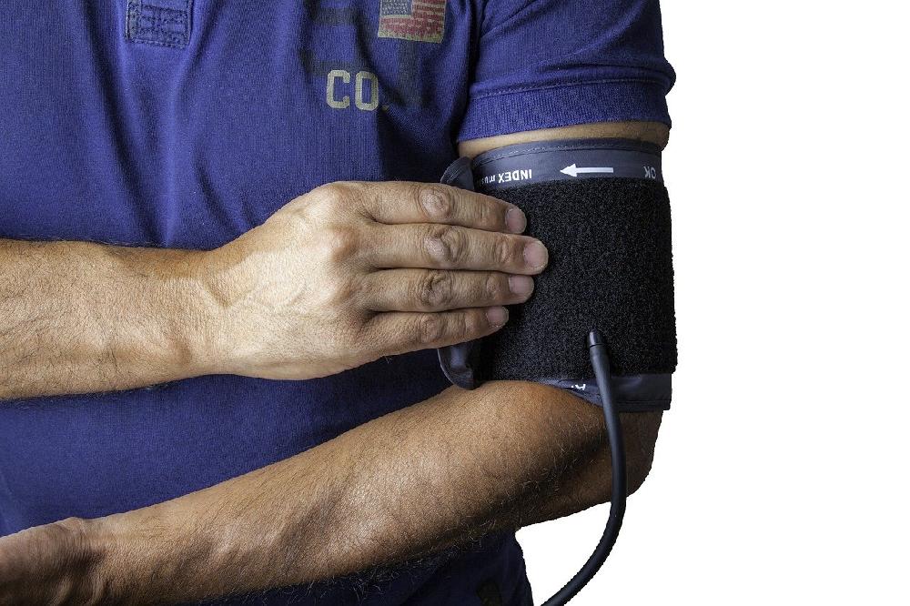 Dlaczego warto regularnie mierzyc ciśnienie krwi?
